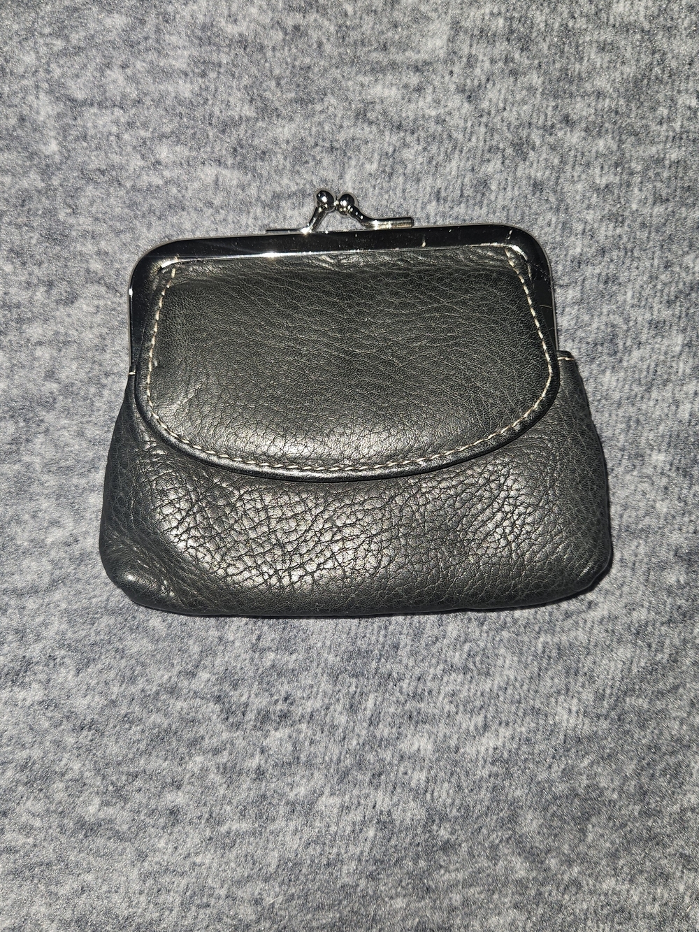 Classic Black Leather Coin Purse with Kiss-Lock Closure